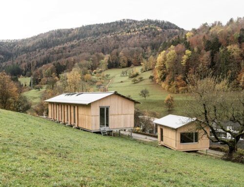 Ohne Beton auf der grünen Wiese: Wohnhaus in Reigoldswil von CRRA