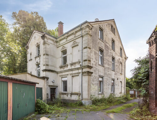 Holztragwerk im entkernten Bestand: Standardisiertes Sanierungssystem von navou