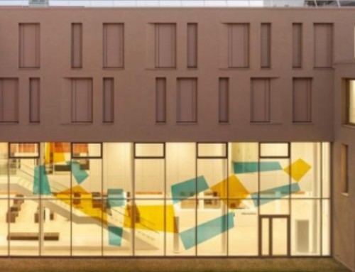 Amtsgericht Freiburg: Architektonische Raffinesse mit Raffstoren