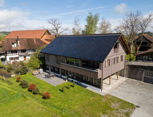 Solarziegel im Denkmalschutz: Wenn Energiewende auf Ortsbildschutz trifft