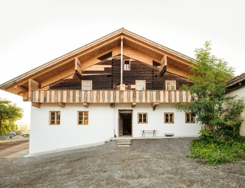 Totgesagte Bauernhäuser leben länger: Sanierung von Maximilian Hartinger Architekt