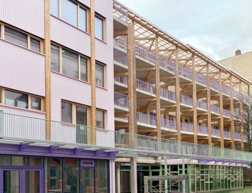 Generationenwohnen im Holz-Zickzack: Nachverdichtung in Berlin von Christoph Wagner, Wenke Schladitz und Böhm Ruic